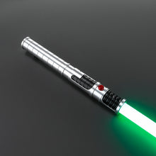 Load image into Gallery viewer, Model Quinlan Vos Replica