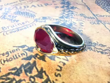 Load image into Gallery viewer, Ring of Barahir Lord of the Rings HOBBIT Prop Replica
